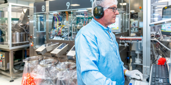 Fotografía Industrial Mediona · Fotografías de Laboratorios